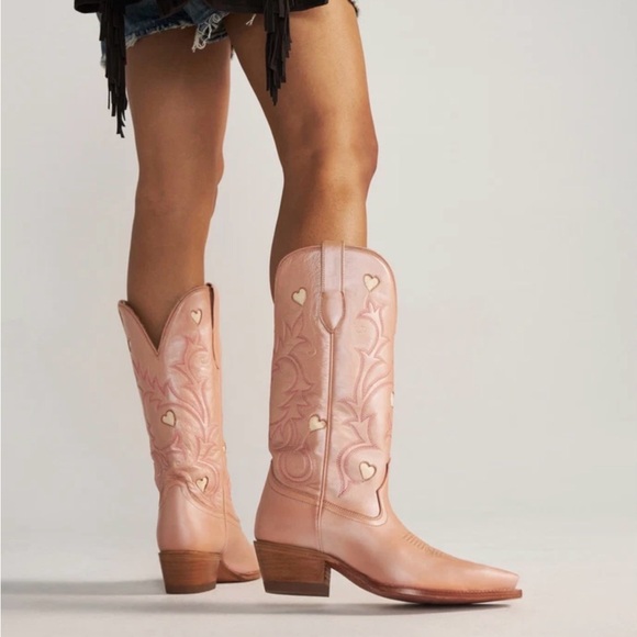 Tecovas Shoes - 🔥NWT LIMITED RELEASE Tecovas Annie Hearts Pink Snip Toe Cowgirl Boots